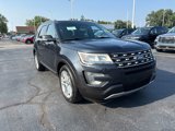 Used 2017 Ford Explorer XLT w/ Equipment Group 202A image 4