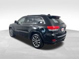 Used 2017 Jeep Grand Cherokee Overland w/ Jeep Active Safety Group image 3