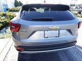Used 2025 Chevrolet Trax LT w/ Driver Confidence Package image 4