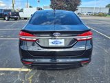 Used 2017 Ford Fusion SE w/ Fusion SE Technology Package image 6