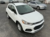 Used 2018 Chevrolet Trax LT w/ LT Convenience Package image 3