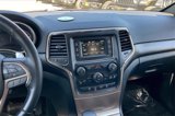 Used 2016 Jeep Grand Cherokee Laredo image 5