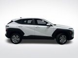 Used 2024 Hyundai Kona SE image 2
