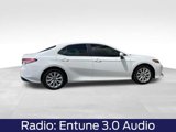 Used 2018 Toyota Camry LE image 3
