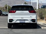 Certified 2022 Kia Niro EX image 4