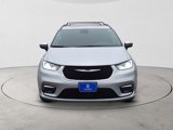 Used 2023 Chrysler Pacifica Limited image 2