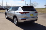 Used 2022 Mitsubishi Outlander ES image 4