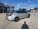 Used 2023 Nissan Versa SV image 3