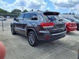 Used 2018 Jeep Grand Cherokee Limited image 3