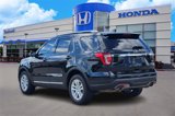 Used 2018 Ford Explorer XLT image 4