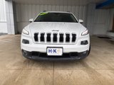 Used 2016 Jeep Cherokee Latitude w/ Cold Weather Group image 2