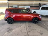Used 2021 Kia Soul S image 6