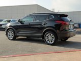 Used 2018 Nissan Rogue Sport SV image 4