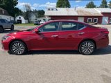 Used 2024 Nissan Altima 2.5 SV image 2