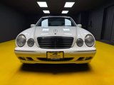 Used 2000 Mercedes-Benz E 320 Sedan image 2