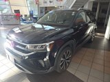 Certified 2024 Volkswagen Taos SE image 4