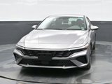 New 2025 Hyundai Elantra SEL image 3
