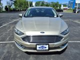Used 2017 Ford Fusion SE w/ Equipment Group 201A image 2