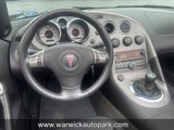 Used 2006 Pontiac Solstice Convertible w/ Premium Package image 3