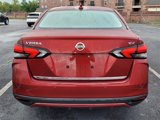 Used 2020 Nissan Versa SV image 4