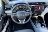 Used 2018 Toyota Camry LE image 5