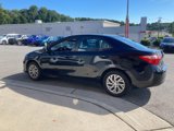Used 2019 Toyota Corolla LE image 3