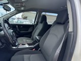 Used 2014 Chevrolet Traverse LT image 3
