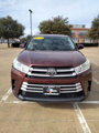 Used 2018 Toyota Highlander LE image 2