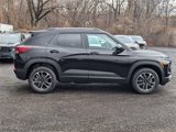 New 2025 Chevrolet TrailBlazer LT w/ Driver Confidence Package image 2