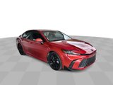 Used 2025 Toyota Camry SE image 2