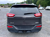 Used 2018 Jeep Cherokee Latitude Plus w/ Comfort/Convenience Group image 4