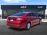 Used 2016 Ford Fusion SE image 5