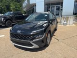 Used 2022 Hyundai Kona SEL image 3