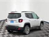 Used 2017 Jeep Renegade Latitude w/ Cold Weather Group image 4