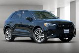 Used 2022 Audi Q3 2.0T Premium w/ Black Optic Sport Package image 2