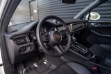 Certified 2025 Porsche Macan image 4