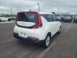 Used 2022 Kia Soul LX w/ Technology Package image 6