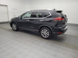 Used 2018 Nissan Rogue SV image 3
