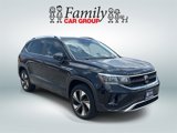 Used 2024 Volkswagen Taos SE image 2
