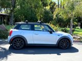 Used 2017 MINI Cooper 2-Door Hardtop image 5