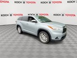 Used 2015 Toyota Highlander LE image 3