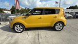 Used 2015 Kia Soul + image 2