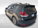 Used 2019 Subaru Forester Premium image 3