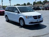 Used 2019 Dodge Grand Caravan SXT image 2