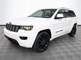 Used 2019 Jeep Grand Cherokee Altitude image 3
