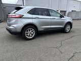 Used 2024 Ford Edge SEL image 3