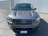 Used 2022 Nissan Frontier SV image 2