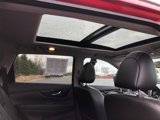 Used 2017 Nissan Rogue SL w/ SL Premium Package image 3