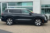 New 2025 Mitsubishi Outlander SEL image 3