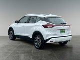 Used 2023 Nissan Kicks SV image 5